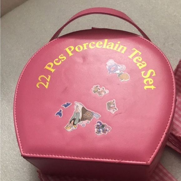 Princess 22 Pcs Porcelain Tea Set for girls - Picture 2 of 7